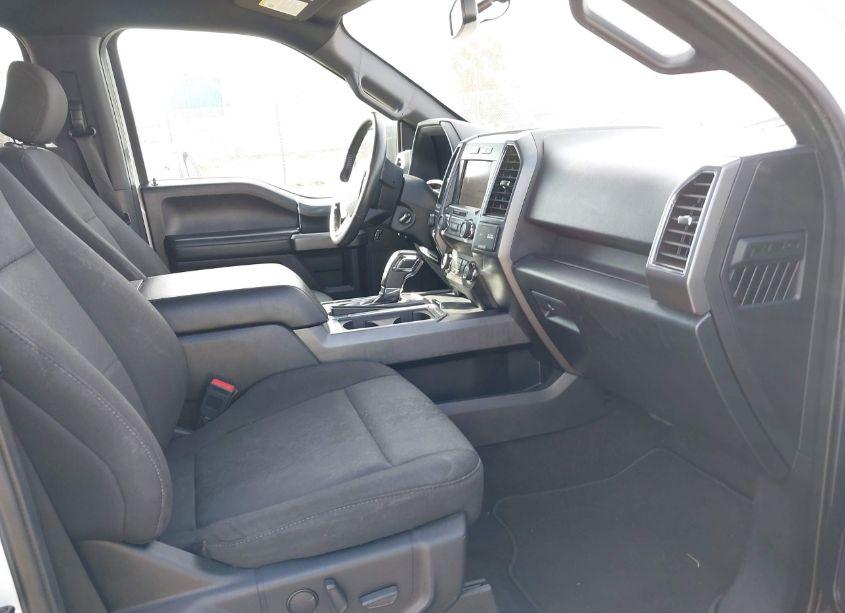 Photo 5 of 2019 Ford F-150 XLT (VIN 1FTEW1EP8KFD51982)