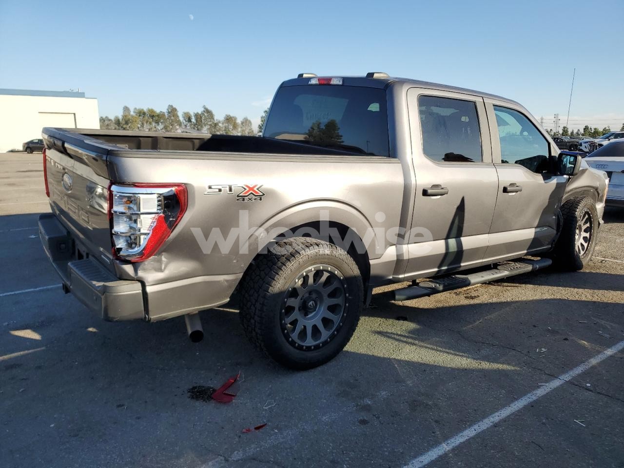 Photo 3 of 2021 FORD F150 SUPERCREW (VIN 1FTEW1EP8MFA41589)