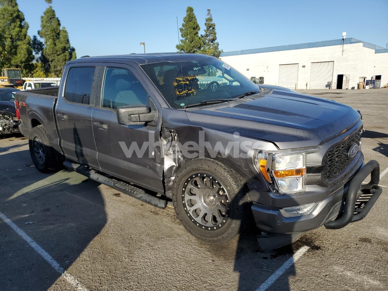 Photo 4 of 2021 FORD F150 SUPERCREW (VIN 1FTEW1EP8MFA41589)