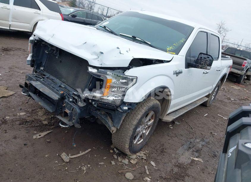 Photo 2 of 2018 Ford F-150 XLT (VIN 1FTEW1EP9JFA93308)