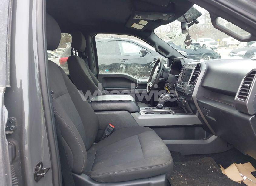 Photo 5 of 2018 Ford F-150 XLT (VIN 1FTEW1EP9JFB09829)