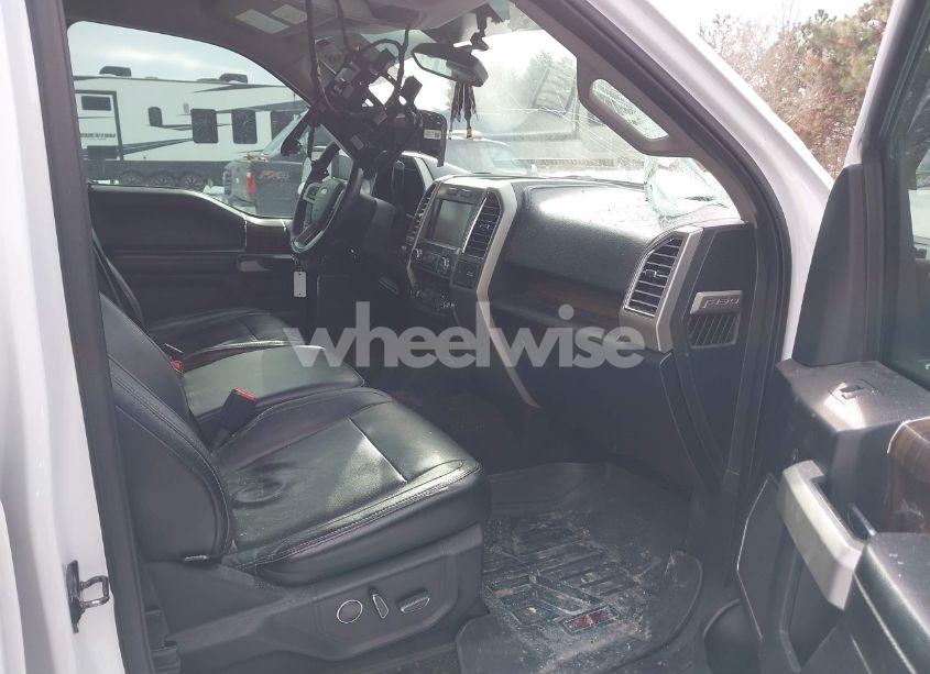 Photo 5 of 2015 Ford F-150 LARIAT (VIN 1FTEW1EPXFFA26059)