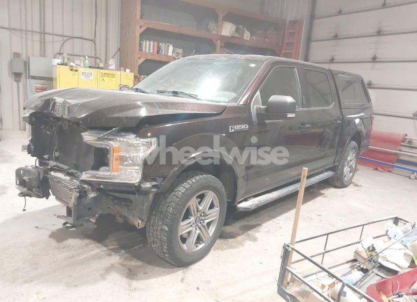 Photo 2 of 2018 Ford F-150 XLT (VIN 1FTEW1EPXJFA60382)