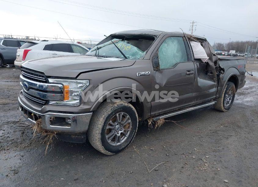 Photo 2 of 2018 Ford F-150 LARIAT (VIN 1FTEW1EPXJFB66086)