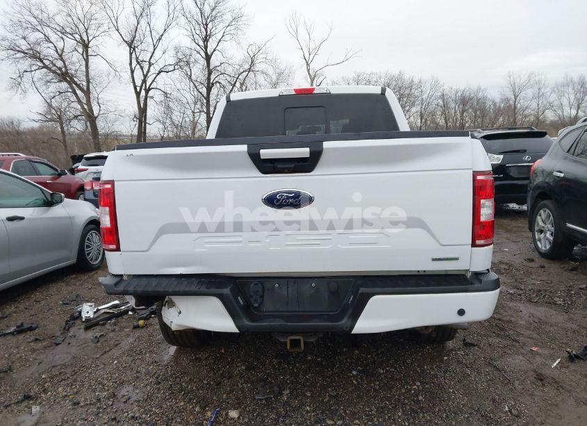 Photo 16 of 2018 Ford F-150 XLT (VIN 1FTEW1EPXJKD25101)