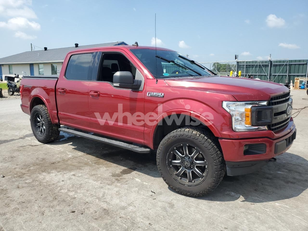 Photo 4 of 2019 FORD F150 SUPERCREW (VIN 1FTEW1EPXKFA78995)
