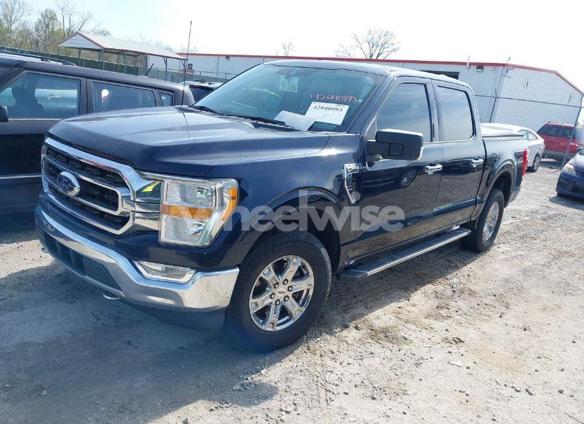 Photo 2 of 2021 Ford F-150 XLT (VIN 1FTEW1EPXMKF13363)