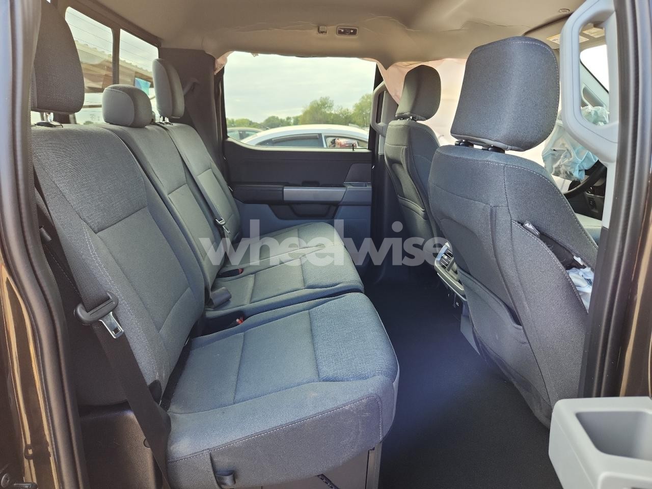 Photo 10 of 2024 FORD F150 XLT (VIN 1FTEW3K85RFA17699)