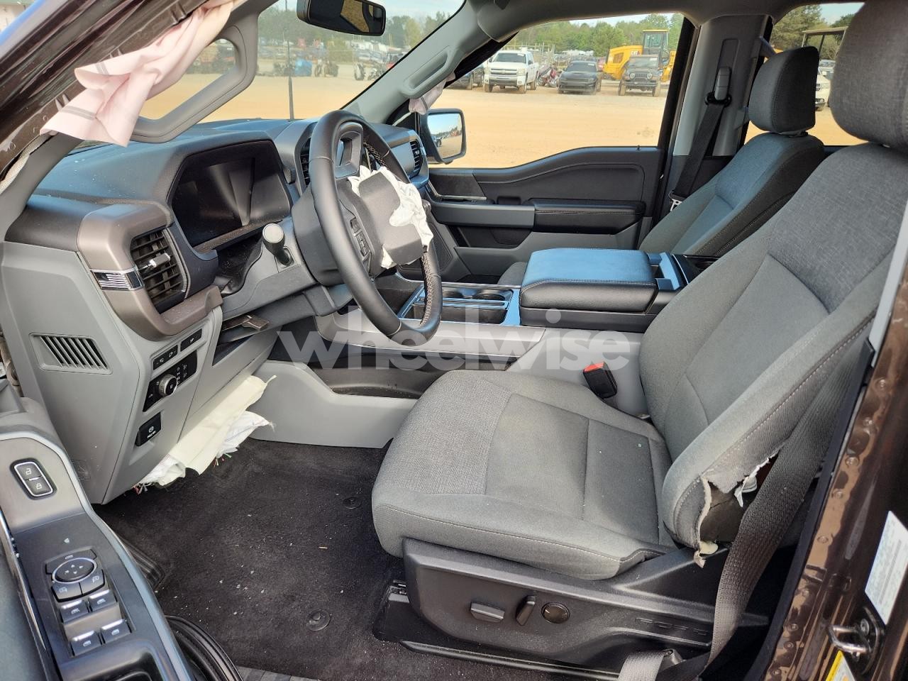 Photo 7 of 2024 FORD F150 XLT (VIN 1FTEW3K85RFA17699)