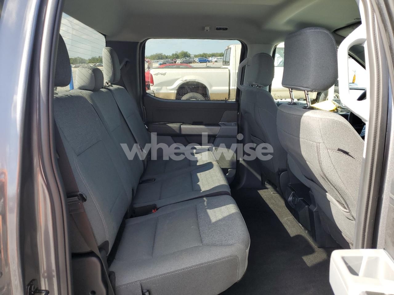 Photo 10 of 2025 FORD F150 XLT (VIN 1FTEW3K88SKE77758)