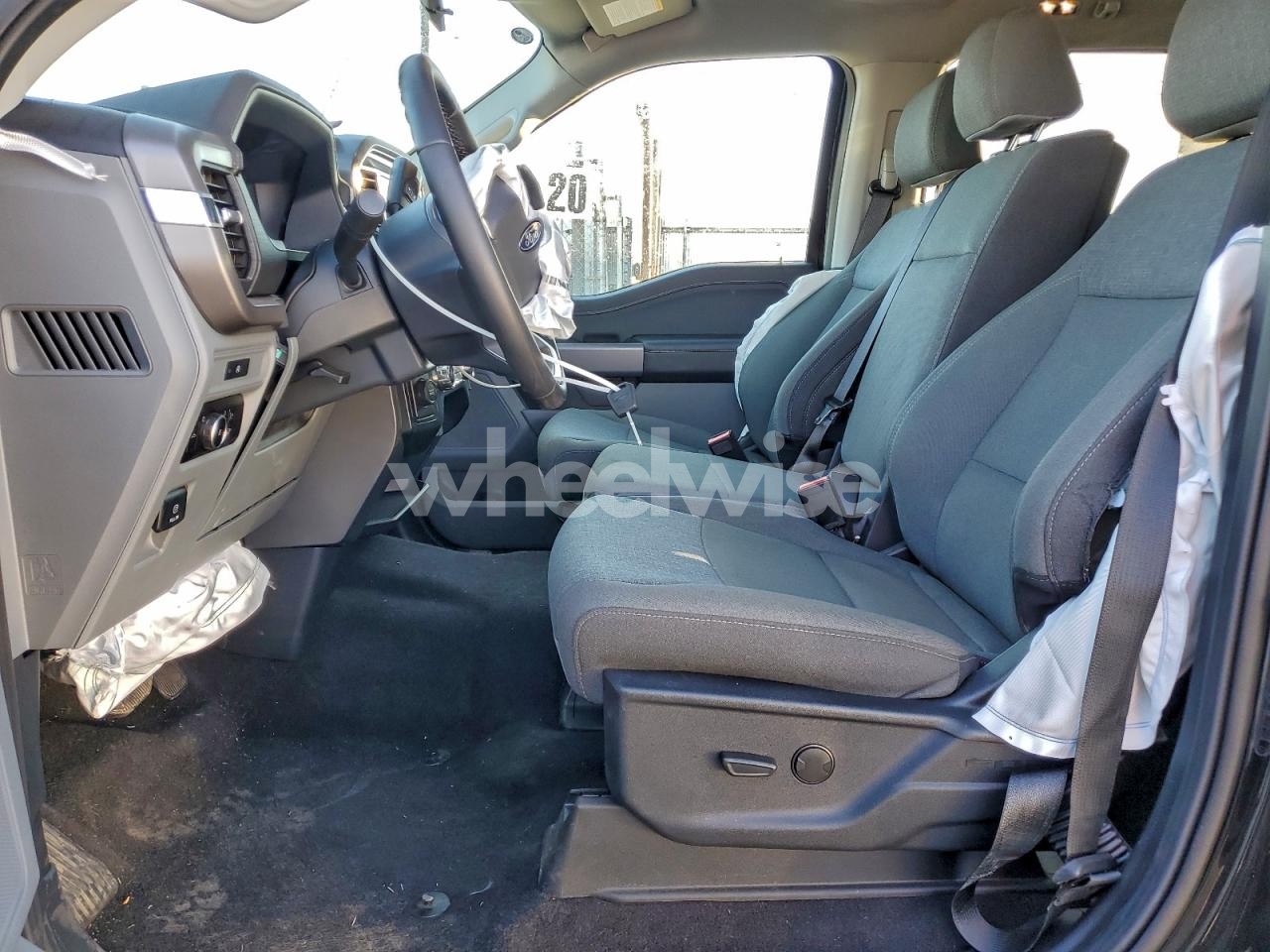 Photo 7 of 2025 FORD F150 XLT (VIN 1FTEW3KPXSKE63335)