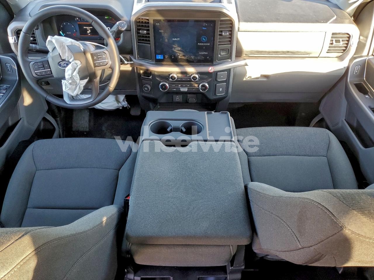 Photo 8 of 2025 FORD F150 XLT (VIN 1FTEW3KPXSKE63335)