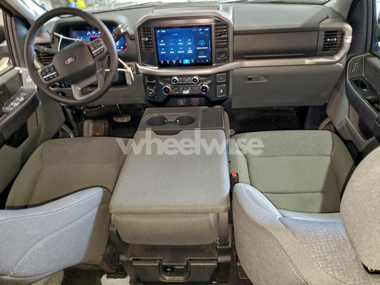 Photo 8 of 2025 FORD F150 XLT (VIN 1FTEW3LP2SKE15651)