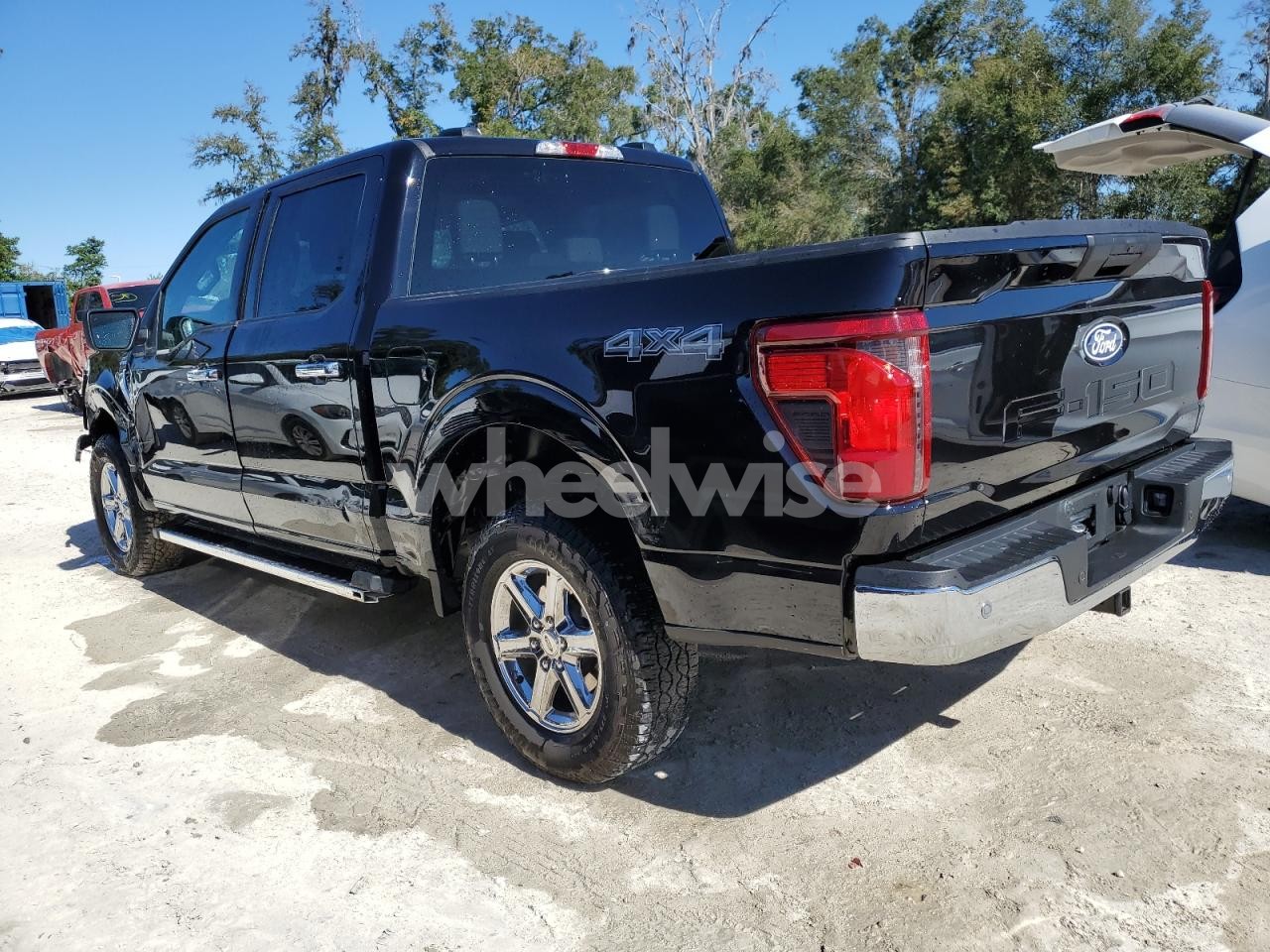 Photo 2 of 2025 FORD F150 XLT (VIN 1FTEW3LP9SKE15873)