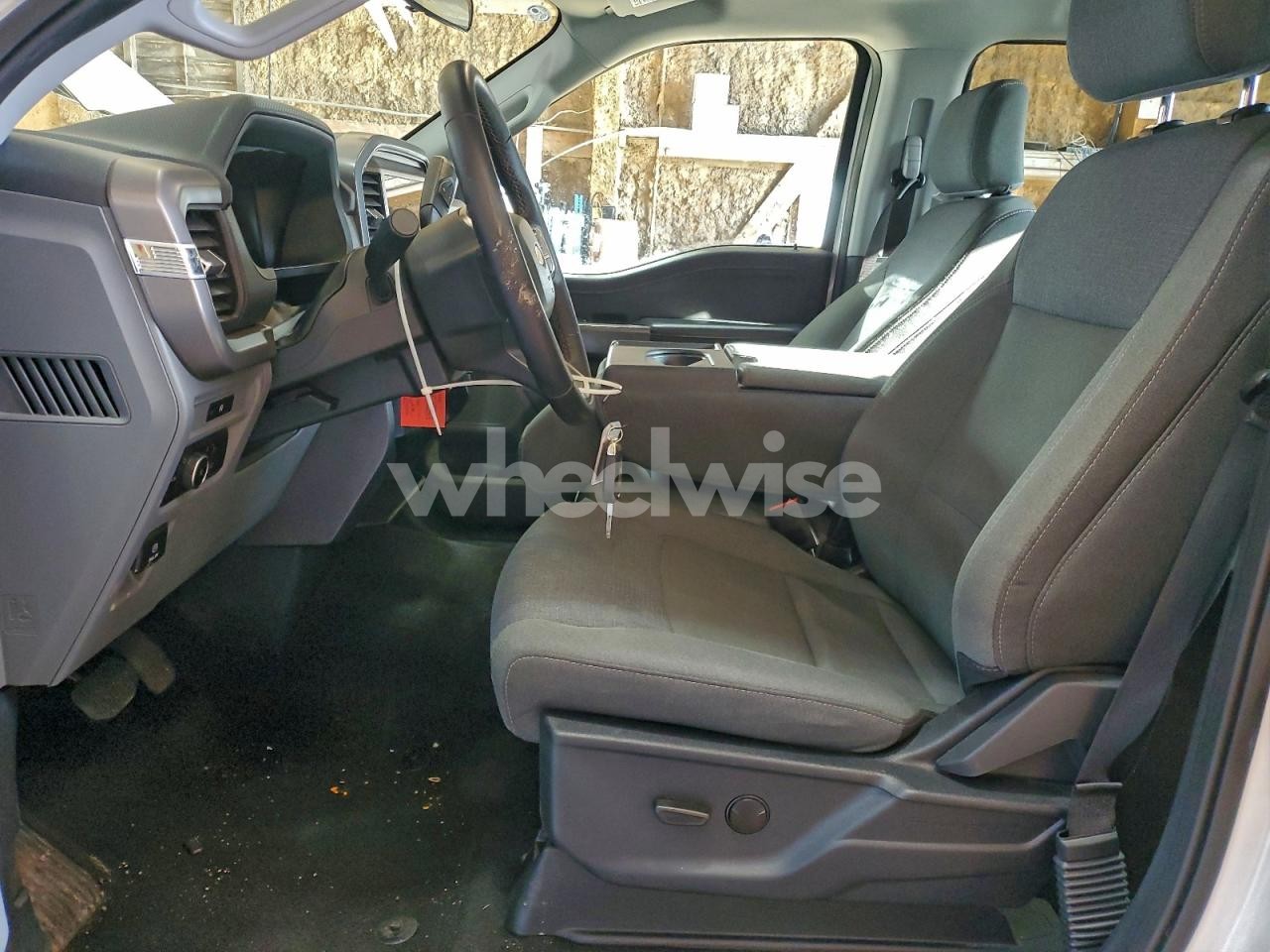 Photo 7 of 2025 FORD F150 XLT (VIN 1FTEW3LPXSKE07829)