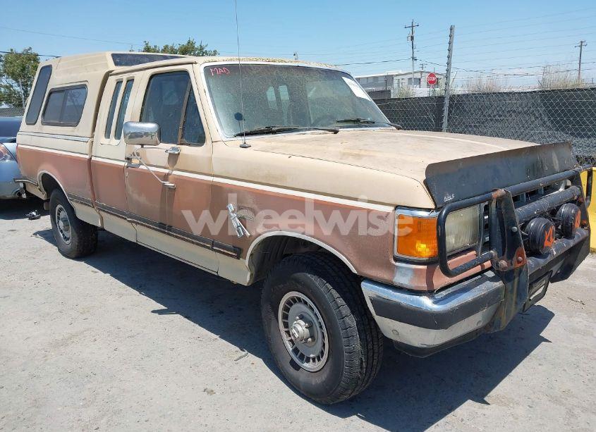 1988 Ford F150 (VIN 1FTEX14H1JKB08656) main photo