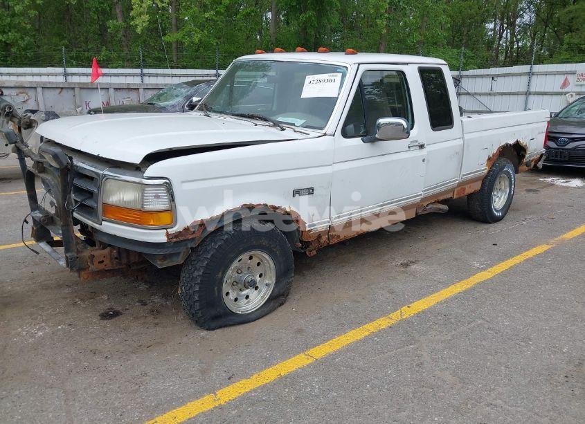Photo 2 of 1995 Ford F150 (VIN 1FTEX14H6SKC19656)