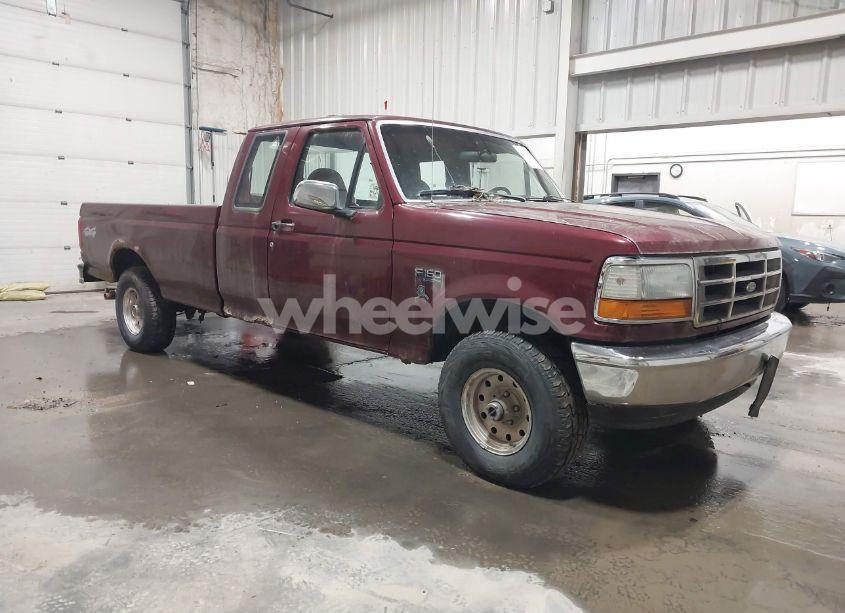 1996 Ford F150 (VIN 1FTEX14N2TKA52414) main photo