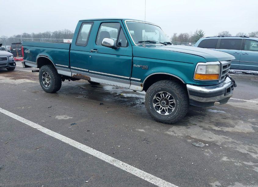 1996 Ford F150 (VIN 1FTEX14N2TKA57080) main photo