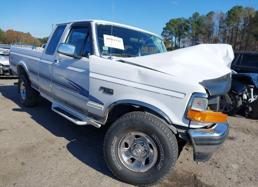 1996 Ford F150 (VIN 1FTEX14N3TKA20605) main photo