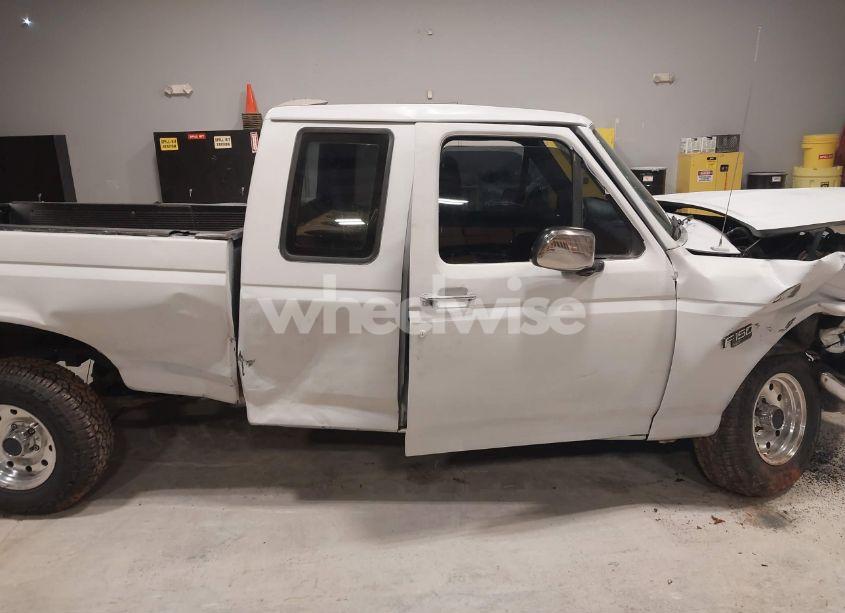 Photo 13 of 1992 Ford F150 (VIN 1FTEX15H1NKB55335)