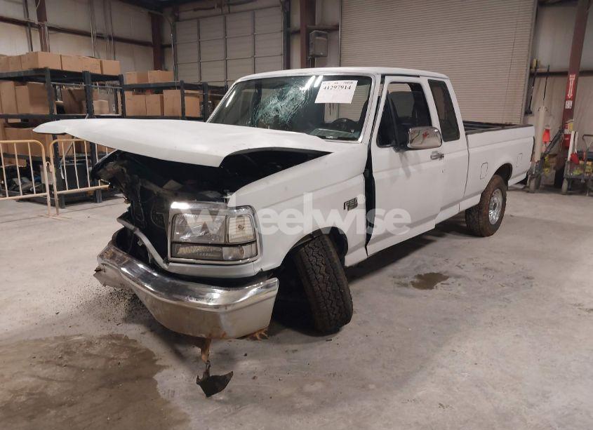 Photo 2 of 1992 Ford F150 (VIN 1FTEX15H1NKB55335)