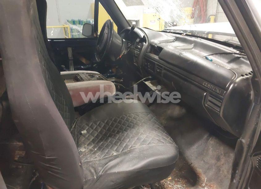 Photo 5 of 1992 Ford F150 (VIN 1FTEX15H1NKB55335)