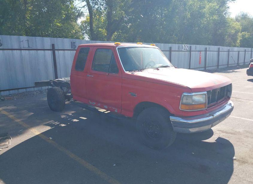 1992 Ford F150 (VIN 1FTEX15N1NKB98773) main photo