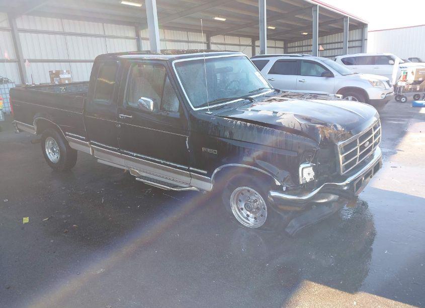 1996 Ford F150 (VIN 1FTEX15N6TKA33640) main photo