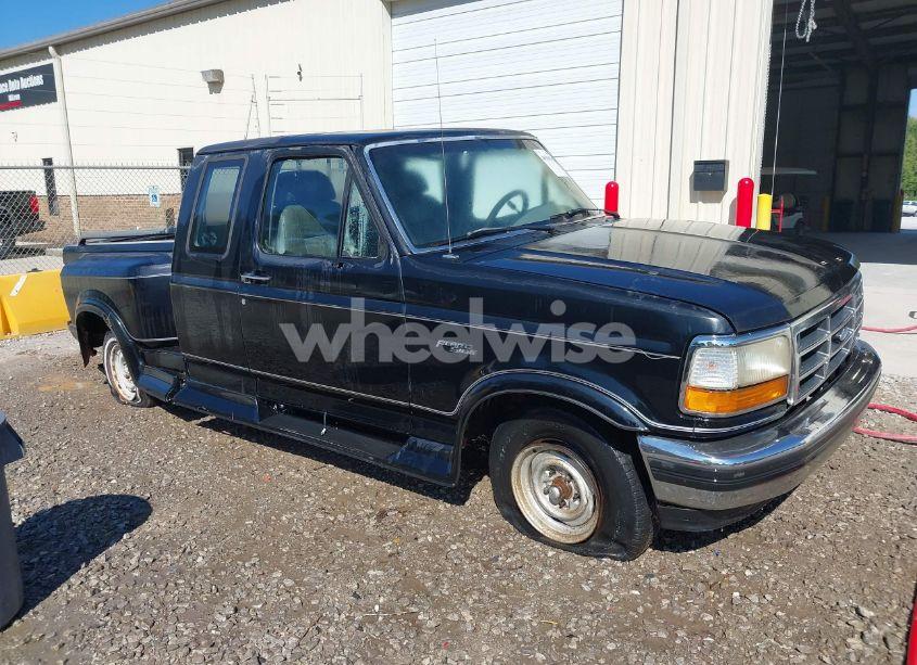 1995 Ford F150 (VIN 1FTEX15N8SKB58783) main photo