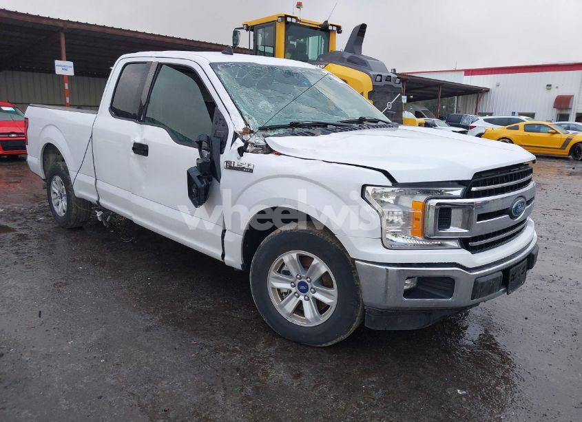 2020 Ford F-150 XLT (VIN 1FTEX1C40LKE45241) main photo