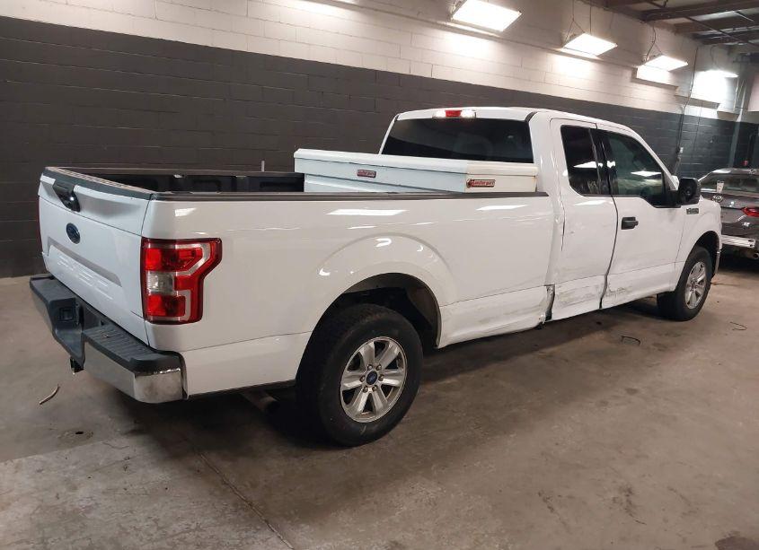 Photo 4 of 2018 Ford F-150 XLT (VIN 1FTEX1C5XJKE08770)