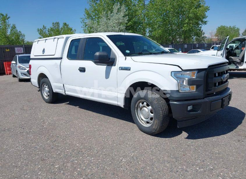 2017 Ford F-150 XL (VIN 1FTEX1C80HKC92936) main photo