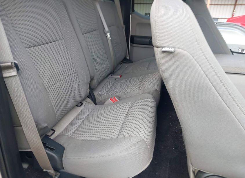 Photo 8 of 2017 Ford F-150 XLT (VIN 1FTEX1C82HFA41585)