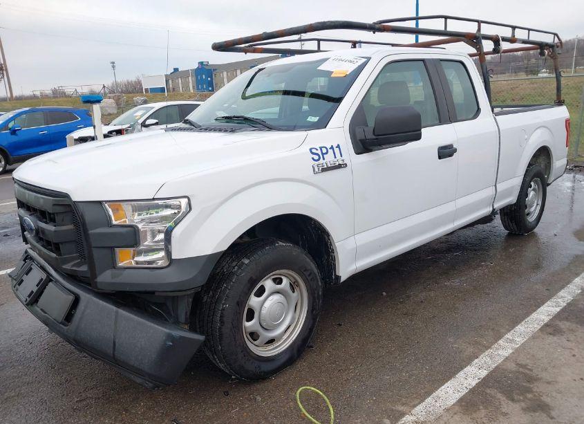 Photo 2 of 2017 Ford F-150 XL (VIN 1FTEX1C82HKD03323)