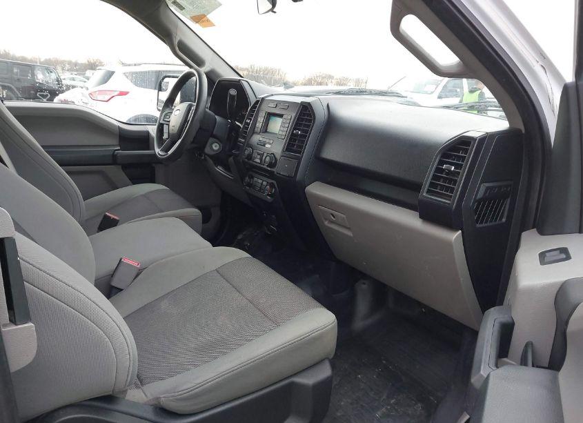 Photo 5 of 2017 Ford F-150 XL (VIN 1FTEX1C82HKD03323)