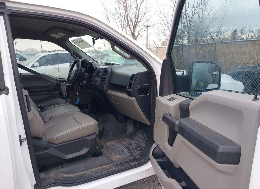 Photo 5 of 2017 Ford F-150 XL (VIN 1FTEX1C84HFC18637)