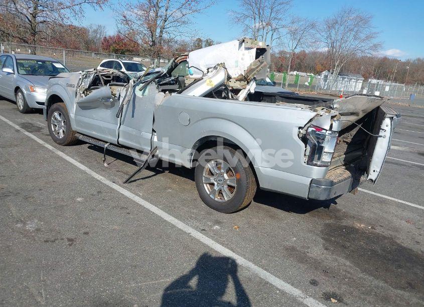 Photo 3 of 2017 Ford F-150 XLT (VIN 1FTEX1C84HKD37747)