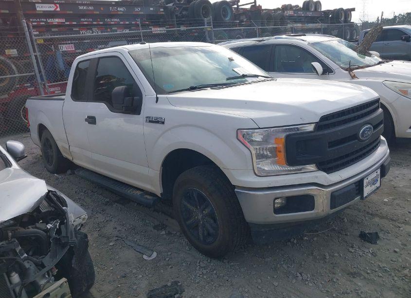 2018 Ford F-150 XL (VIN 1FTEX1CB0JFE59760) main photo