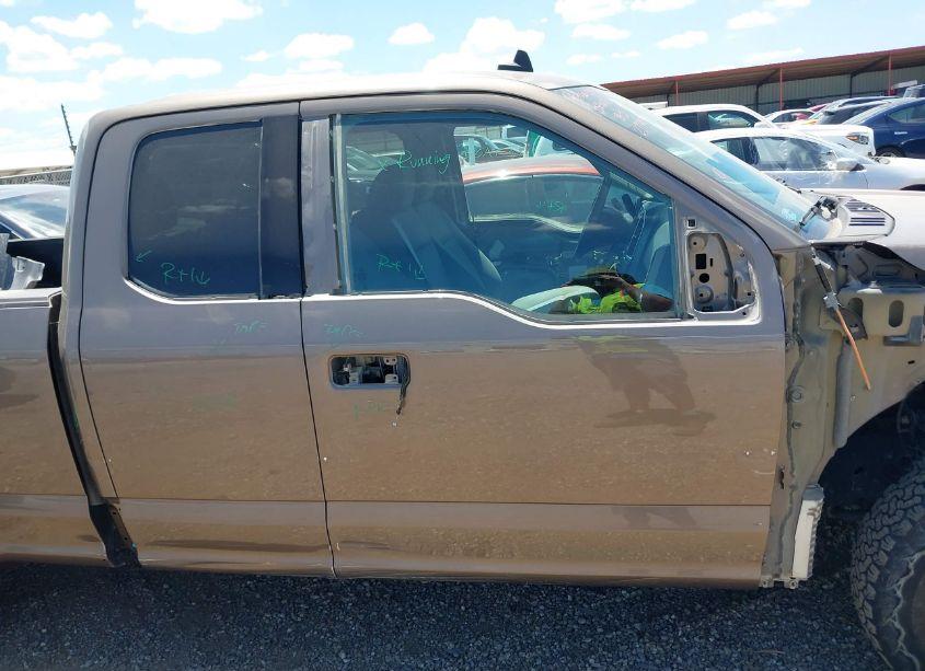 Photo 14 of 2019 Ford F-150 XLT (VIN 1FTEX1CB1KKD12372)