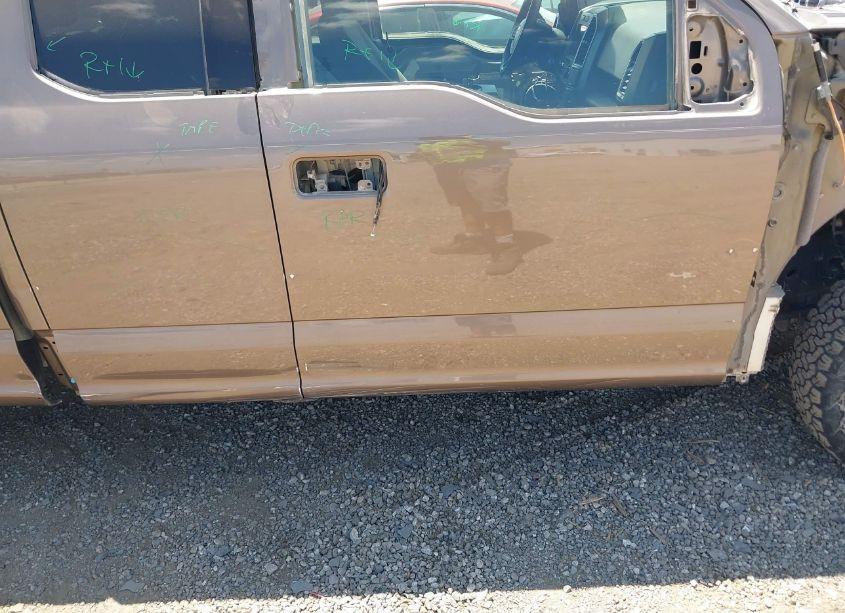 Photo 18 of 2019 Ford F-150 XLT (VIN 1FTEX1CB1KKD12372)