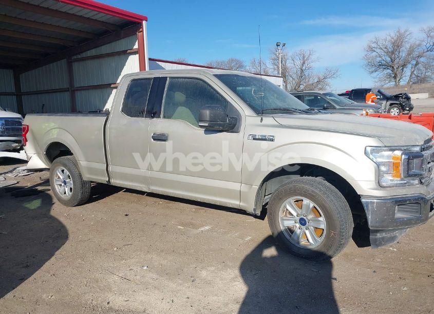 Photo 13 of 2018 Ford F-150 XLT (VIN 1FTEX1CB4JFA48233)
