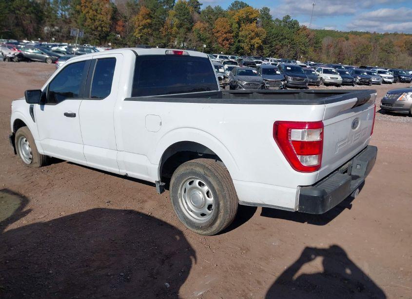 Photo 3 of 2022 Ford F-150 XL (VIN 1FTEX1CB5NKF25734)