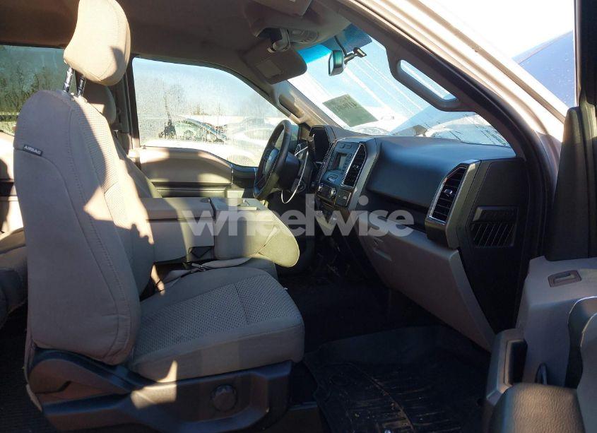 Photo 5 of 2016 Ford F-150 XLT (VIN 1FTEX1CF0GFD21499)