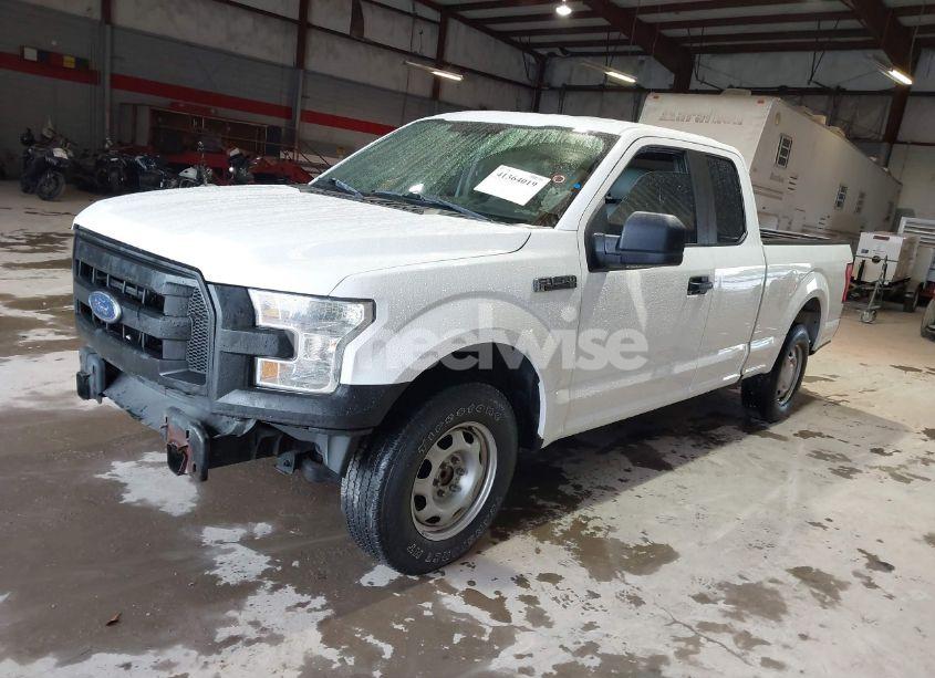 Photo 2 of 2015 Ford F-150 XL (VIN 1FTEX1CF4FFB05038)