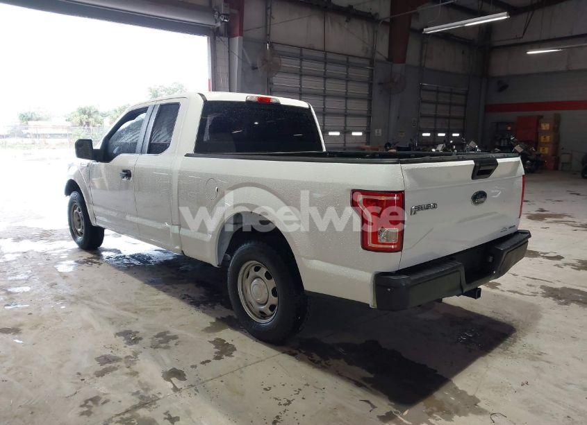 Photo 3 of 2015 Ford F-150 XL (VIN 1FTEX1CF4FFB05038)