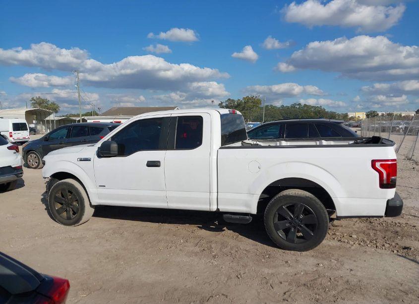 Photo 15 of 2017 Ford F-150 XL (VIN 1FTEX1CG7HKC37083)