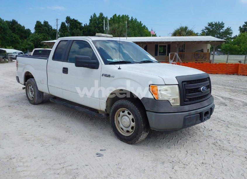 2014 Ford F-150 XL (VIN 1FTEX1CM7EFC16714) main photo