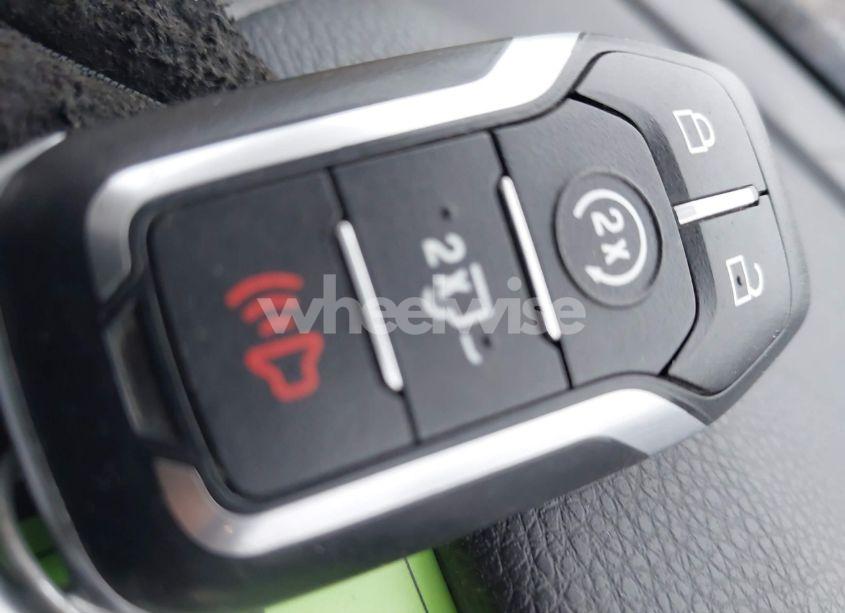 Photo 11 of 2016 Ford F-150 LARIAT (VIN 1FTEX1CP0GKE60824)