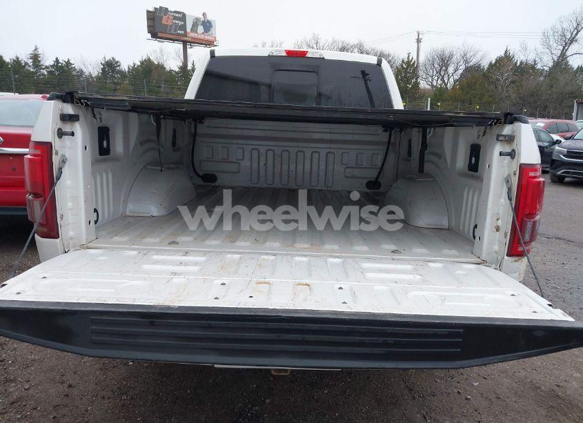 Photo 16 of 2016 Ford F-150 LARIAT (VIN 1FTEX1CP0GKE60824)